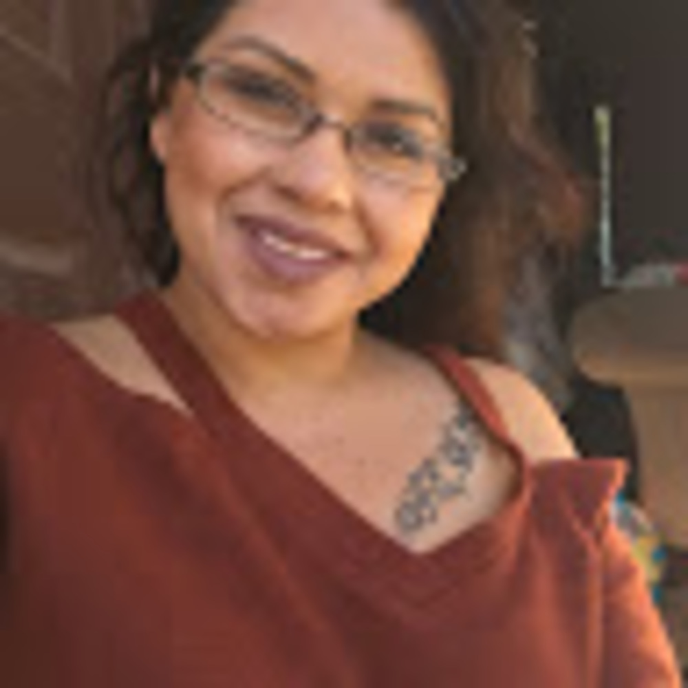 Meet your Posher, Mariela